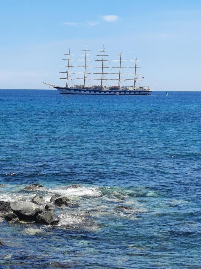 Taorbay Bed & Breakfast Giardini Naxos Exterior foto